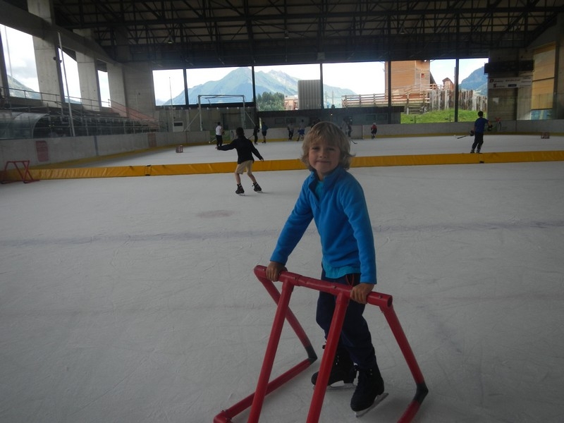 Village Camps International Summer Camp Leysin, Switzerland 2026-08-15 https://www.villagecamps.com/journals_admin/images/706-12-greenies (20).jpg